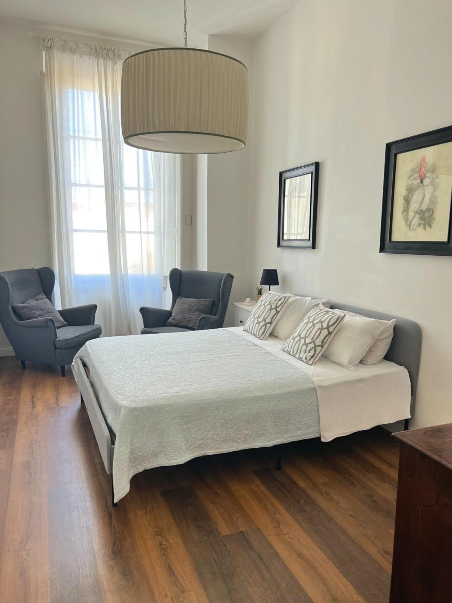 Santa Rosa Florence Apartments 3 Bedrooms - Private Parking Екстер'єр фото